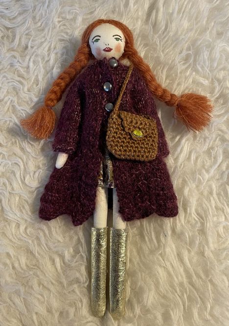 Hovedbilde X SOLGT Dukke Viktoria 