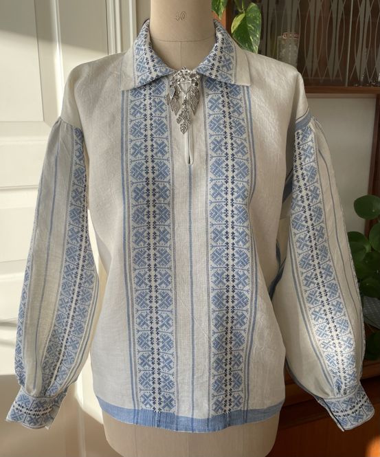 Hovedbilde X SOLGT Festdraktskjorte ...