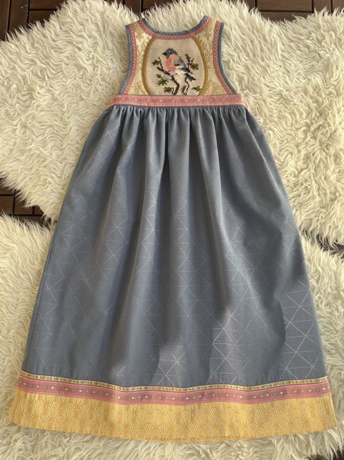 Hovedbilde SOLGT Festdrakt Astrid ...