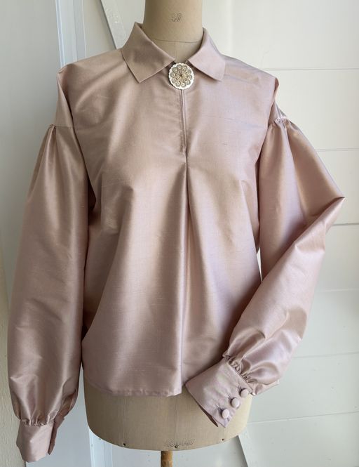 Hovedbilde SOLGT Festdraktskjorte Amanda ...