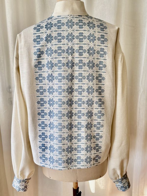 Festdraktskjorte Amanda offwhite m blå