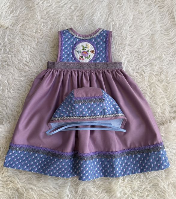 Hovedbilde SOLGT Festdrakt Astridliten ...